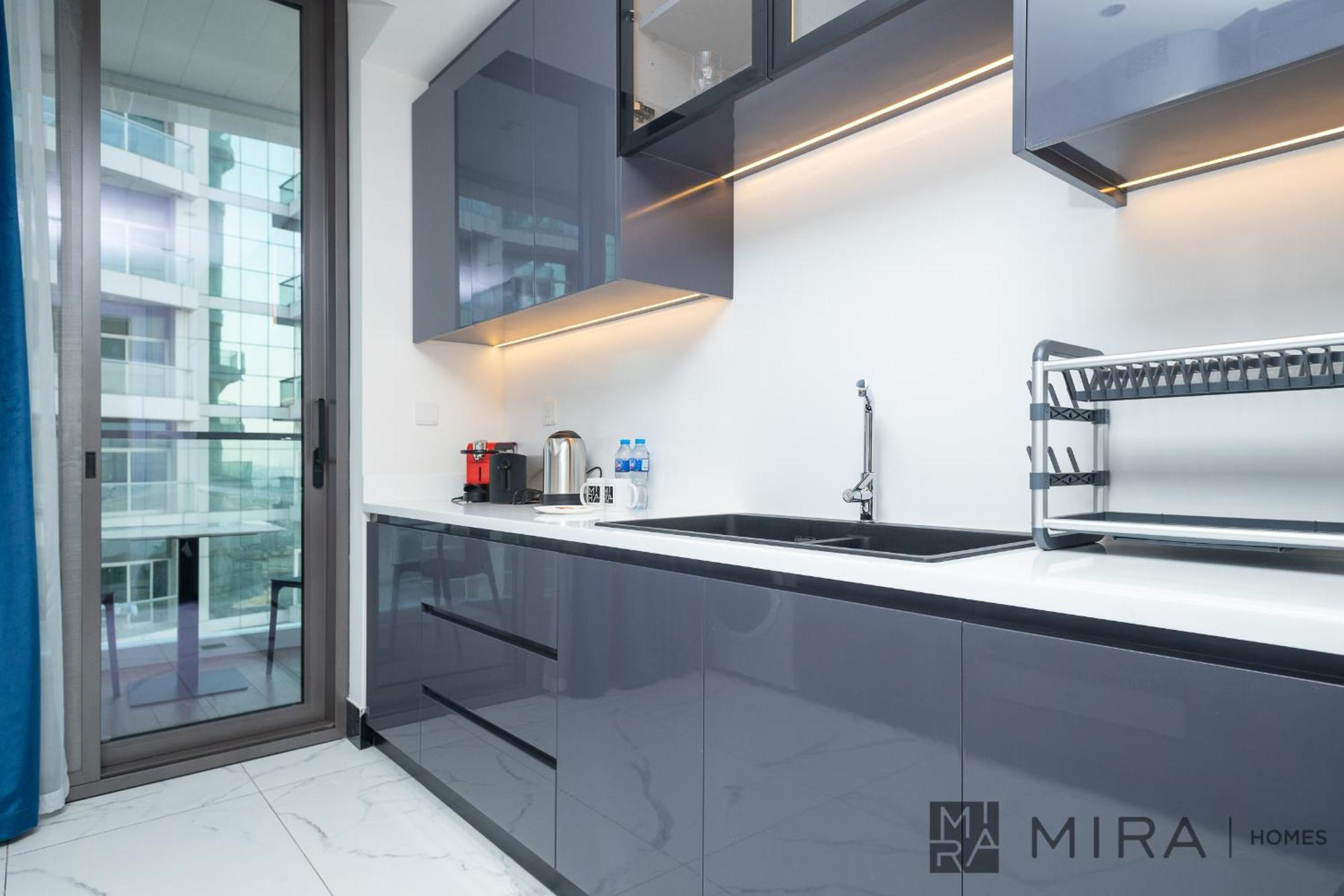 Mira Homes - Lovely New 1 Bedroom In Downtown Apartment *